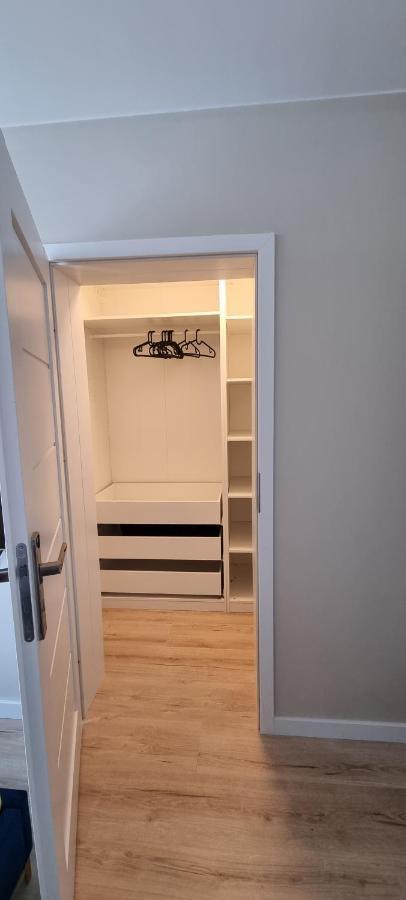 Apartament Osiem Gwiazdek Dziwnówek Buitenkant foto